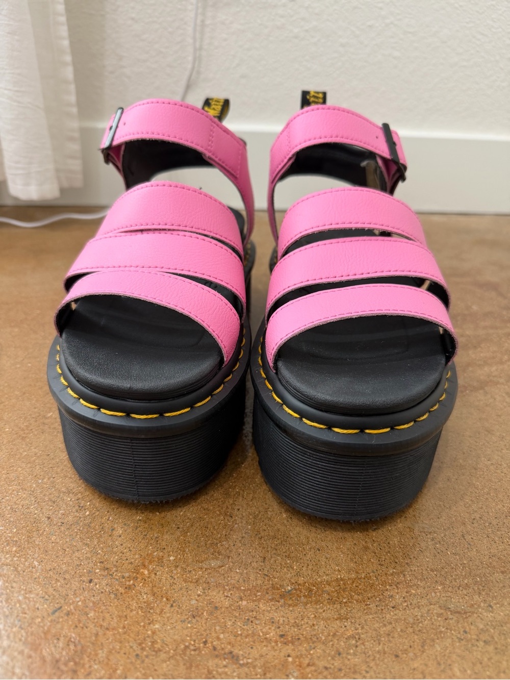 Dr. Martens Blaire Quad Platform Sandals Pink Leather Women’s US 8 EU 39 - Picture 2 of 9